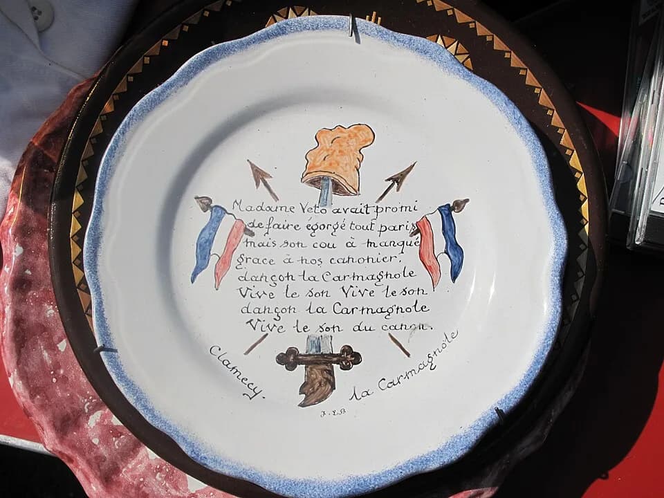 Marie Antoinette - Plate with the beginning of the text of the french song "La Carmagnole".