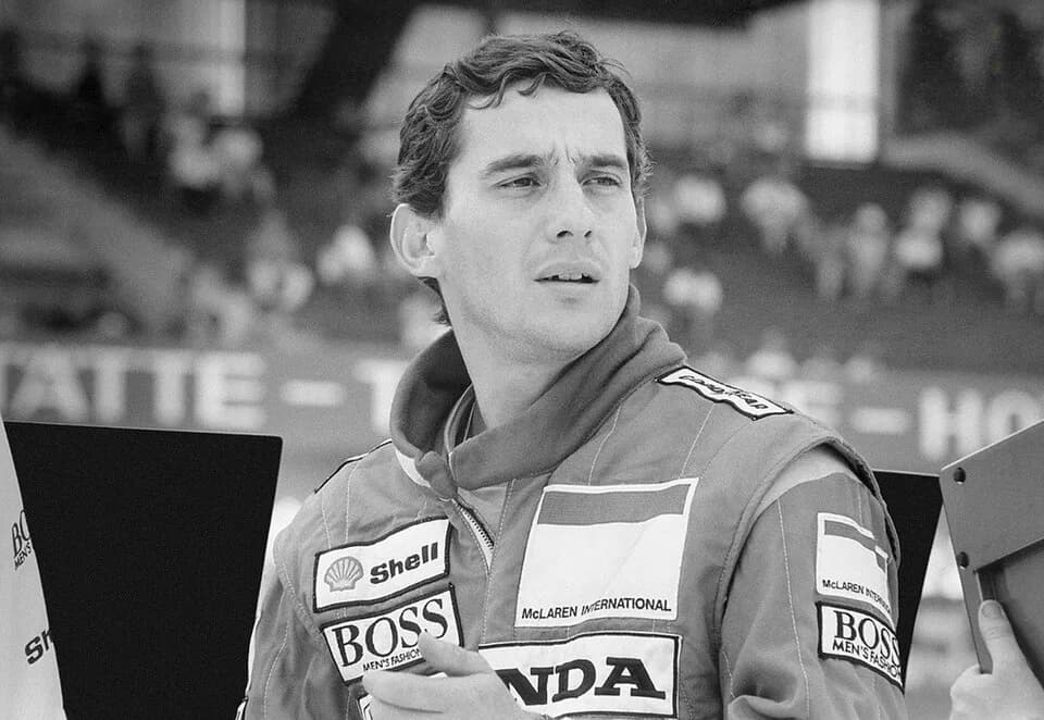 Ayrton Senna - Ayrton Senna in the McLaren pit box