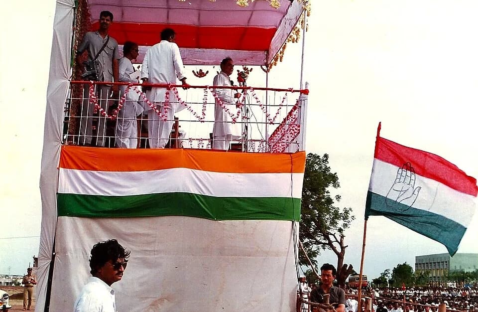 Rajiv Gandhi - Rajiv Gandhi, campaigning at Bijapur, Karnataka; B M Sajjan is seen standing below