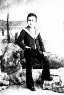Fernando Pessoa - Pessoa 1895.jpg