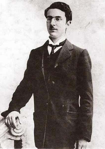 Fernando Pessoa - 20 years old