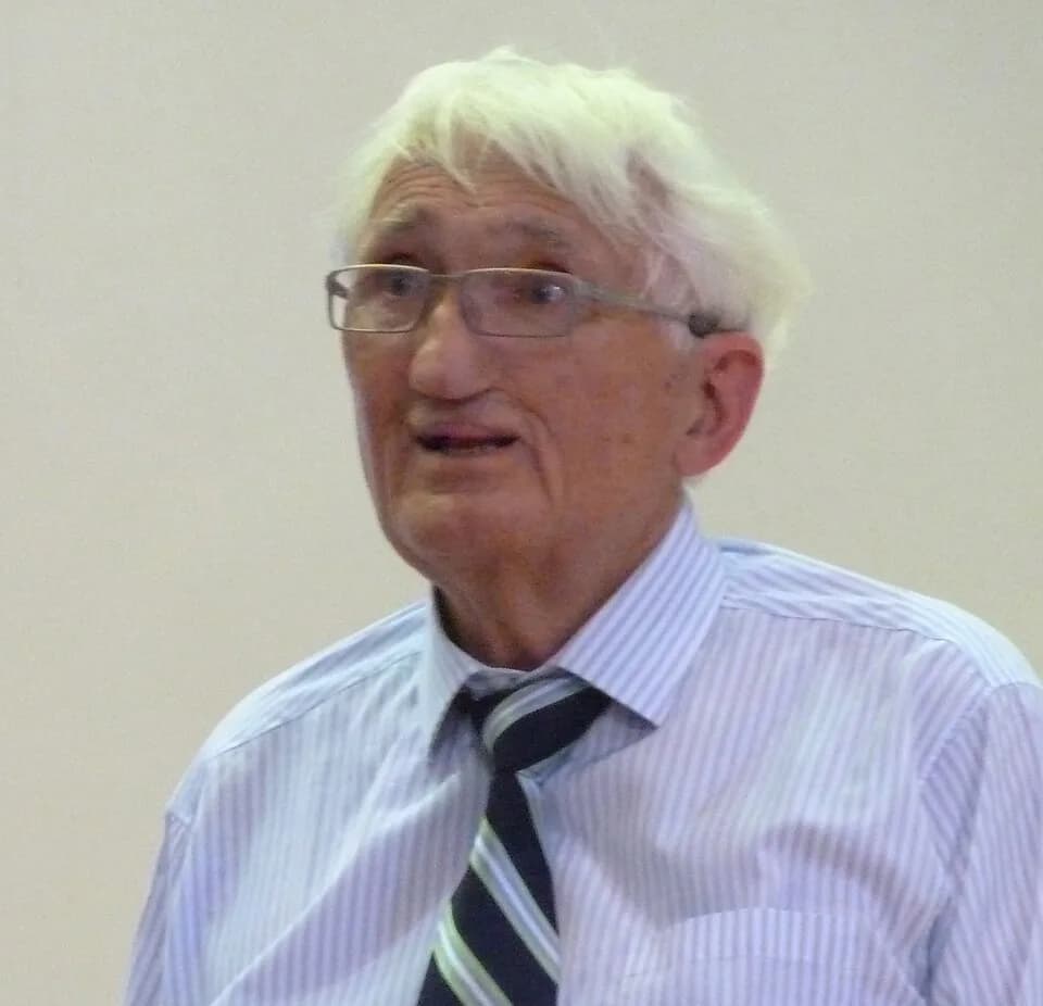Jürgen Habermas - Jürgen Habermas spricht zur Krise der Europäischen Union
Vortrag des Philosophen am 16. Juni im Audimax der Humboldt-Universität zu Berlin

http://www.hu-berlin.de/pr/nachrichten/nr1