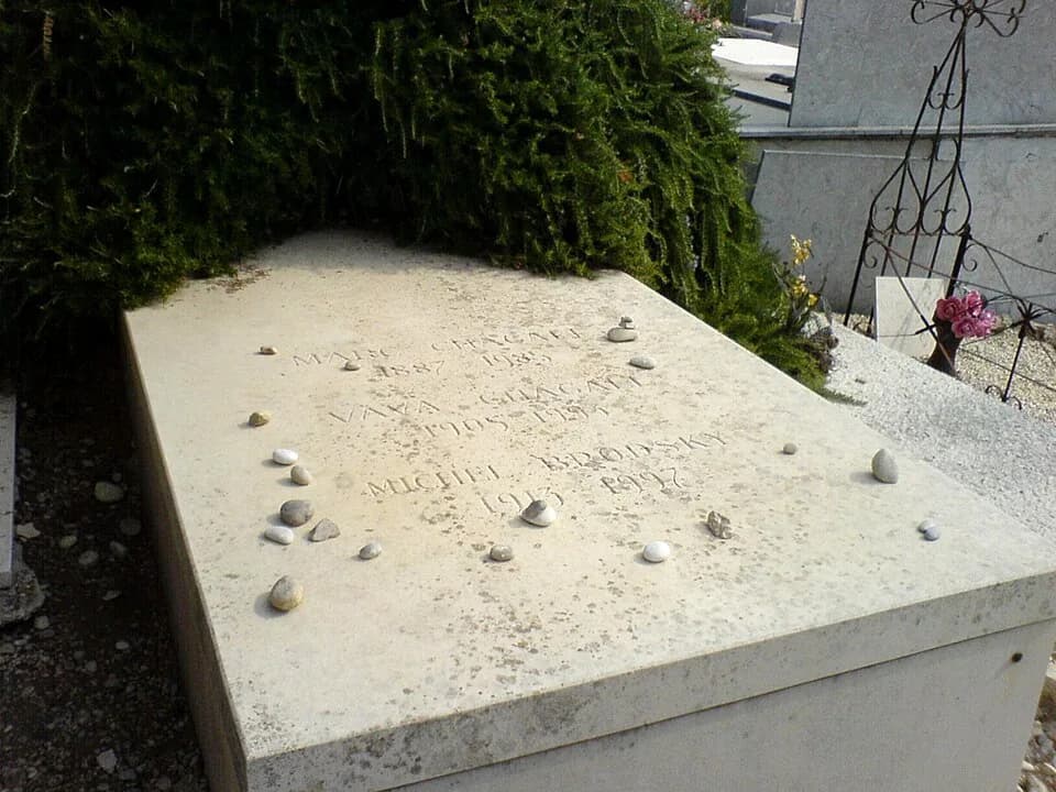 Marc Chagall - Grave of Marc Chagall in Saint-Paul, Alpes-Maritimes, France