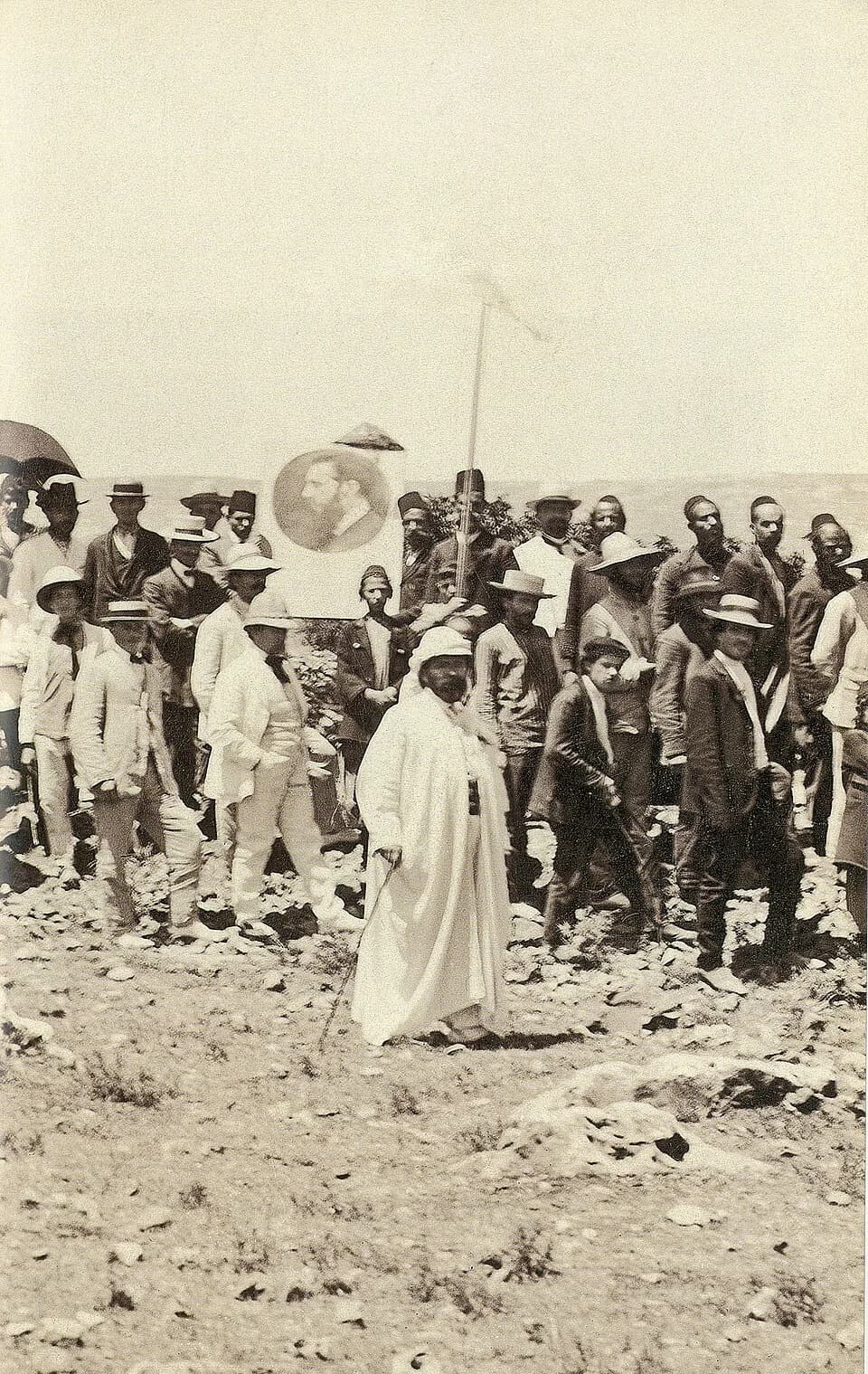 Theodor Herzl - procession on the fifh anniversary of Theodor Herzl's death, Jerusalem, 1909. Shchatz in foreground