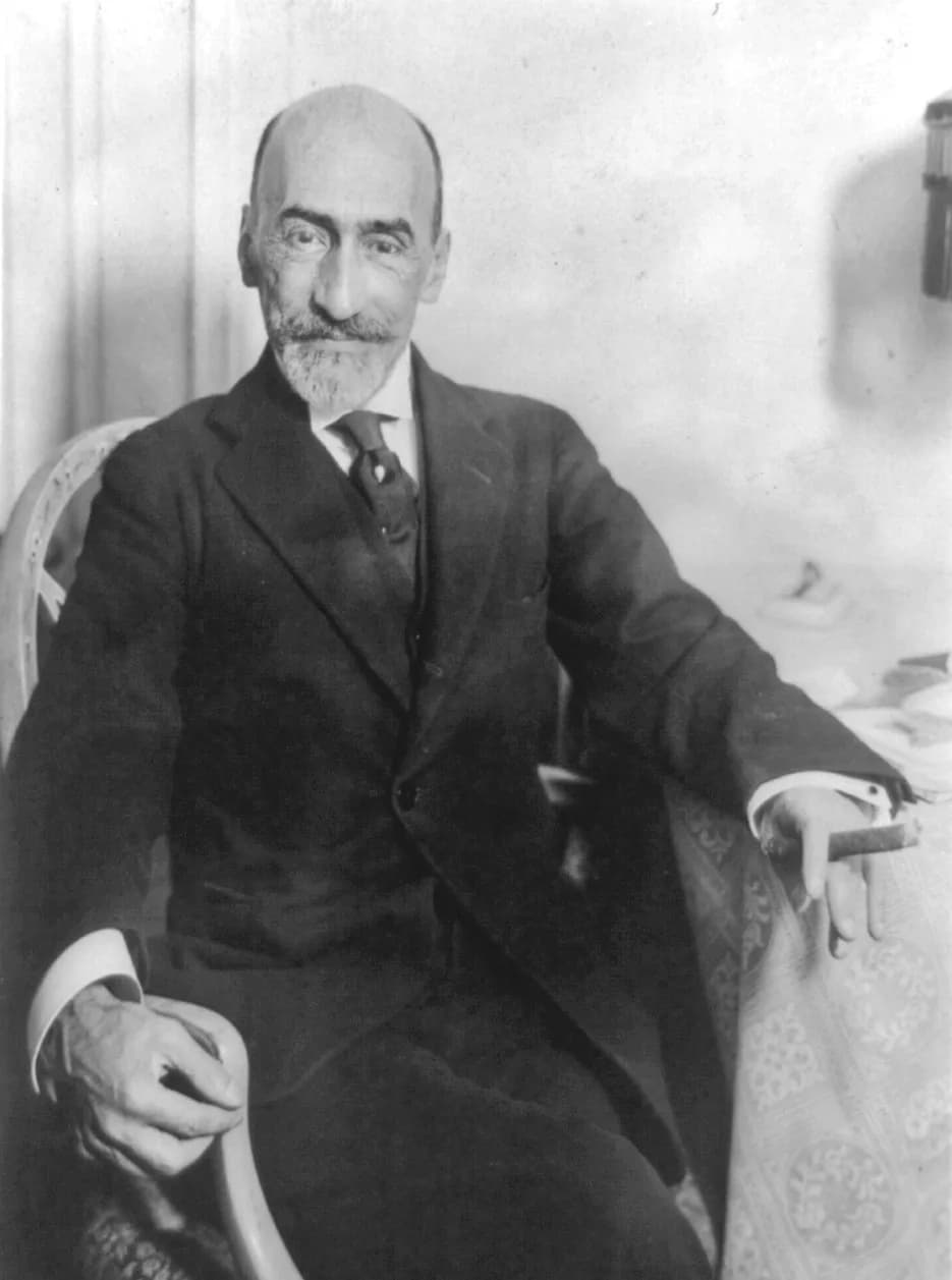 Jacinto Benavente - Jacinto Benavente y Martínez (1866 – 1954), spanish writer.
