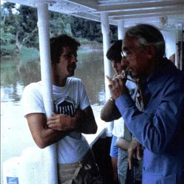 Jacques Cousteau - Cousteau en Calypso.jpg