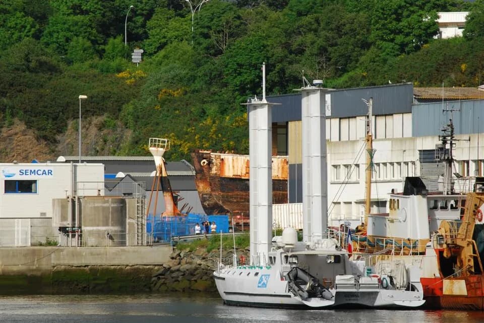 Jacques Cousteau - Alcyone à Concarneau, près de la Calypso