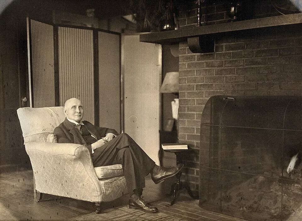 Alfred North Whitehead - Alfred North Whitehead. Photograph.
Iconographic Collections
Keywords: portrait photographs