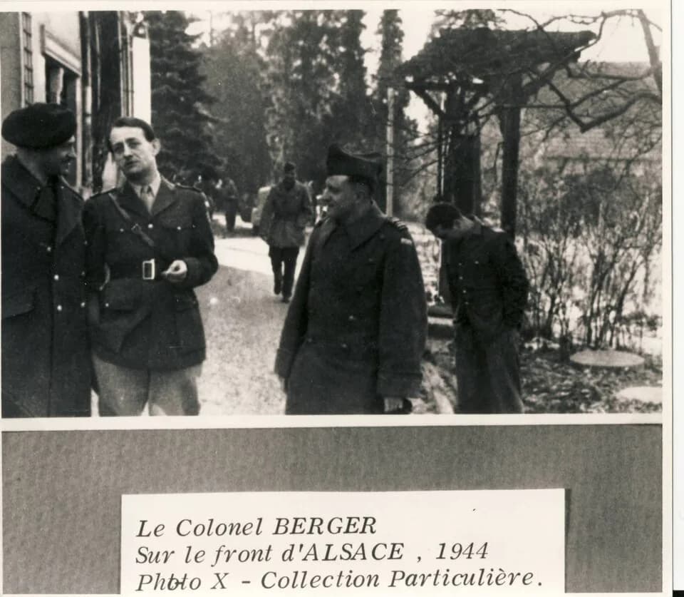 André Malraux - Photo prise sur le front d'Alsace en 1944 avec le Colonel Berger (A. Malraux)