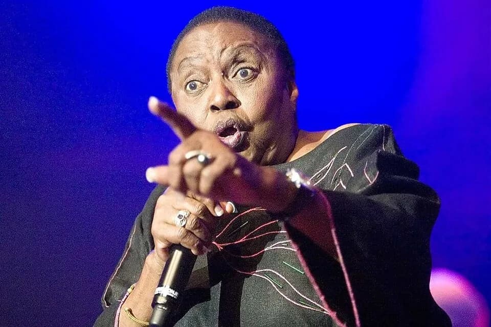 Miriam Makeba - Miriam Makeba (* 4. März 1932, † 10. November 2008) in a performance