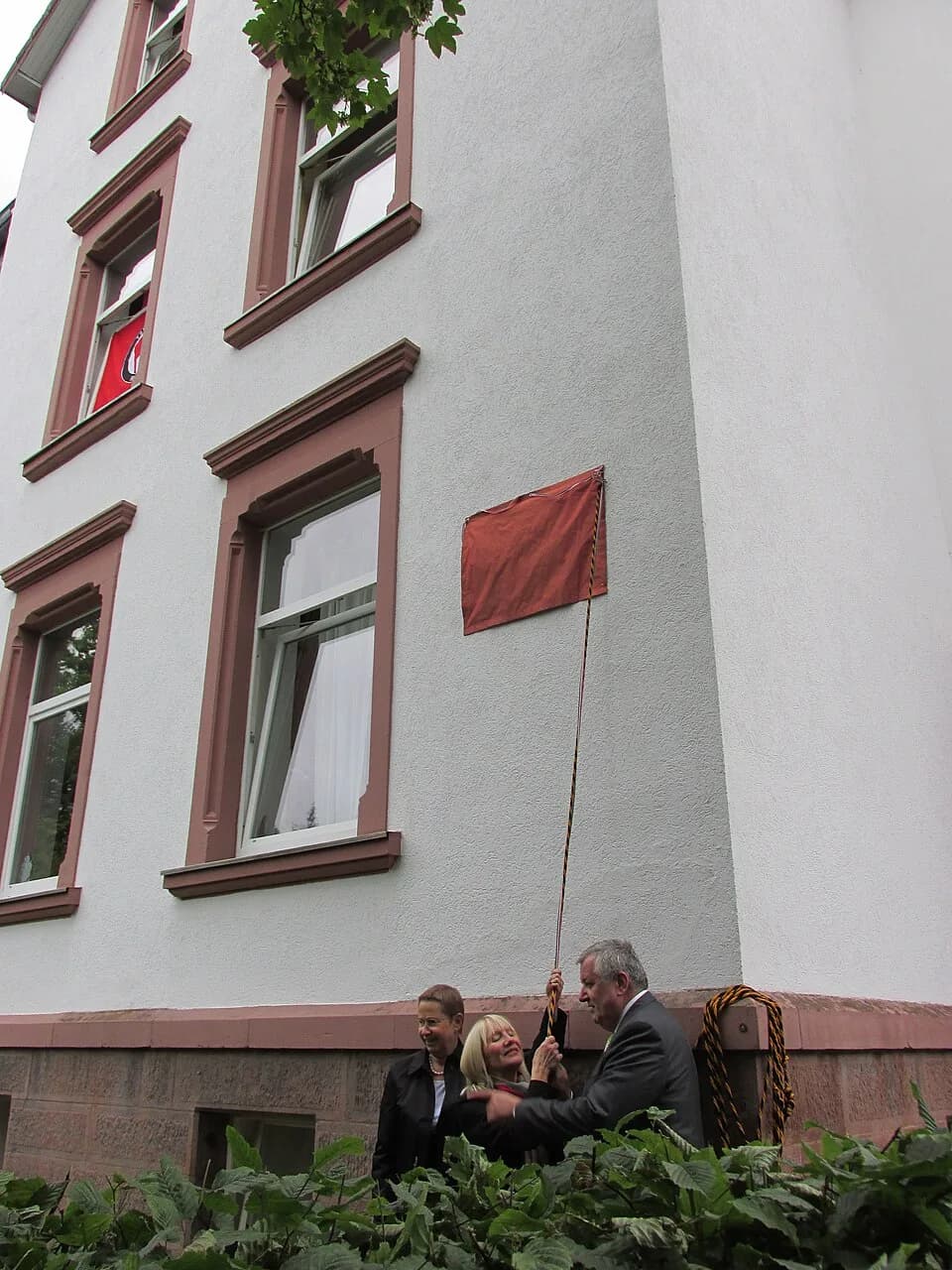 Eugene Wigner - Unveiling ceremony plaque Wigner Jenő Pál: Ulrike Beisiegel, Helmi Behbehani, József Czukor, Göttingen, Germany