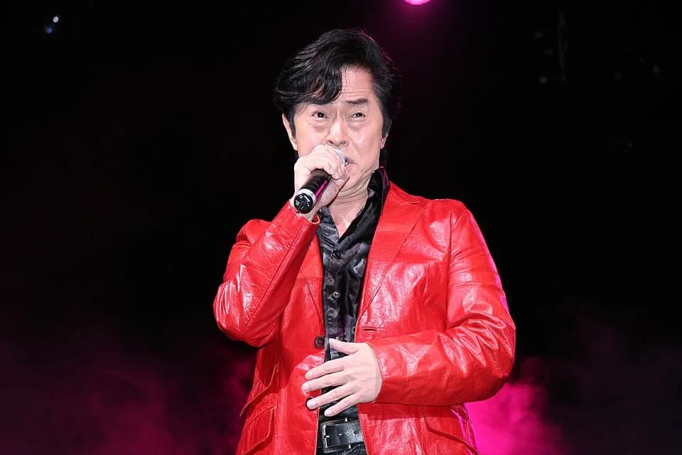 Ichirō Mizuki - Ichiro Mizuki live at Japan Expo 2007 (Paris, France).