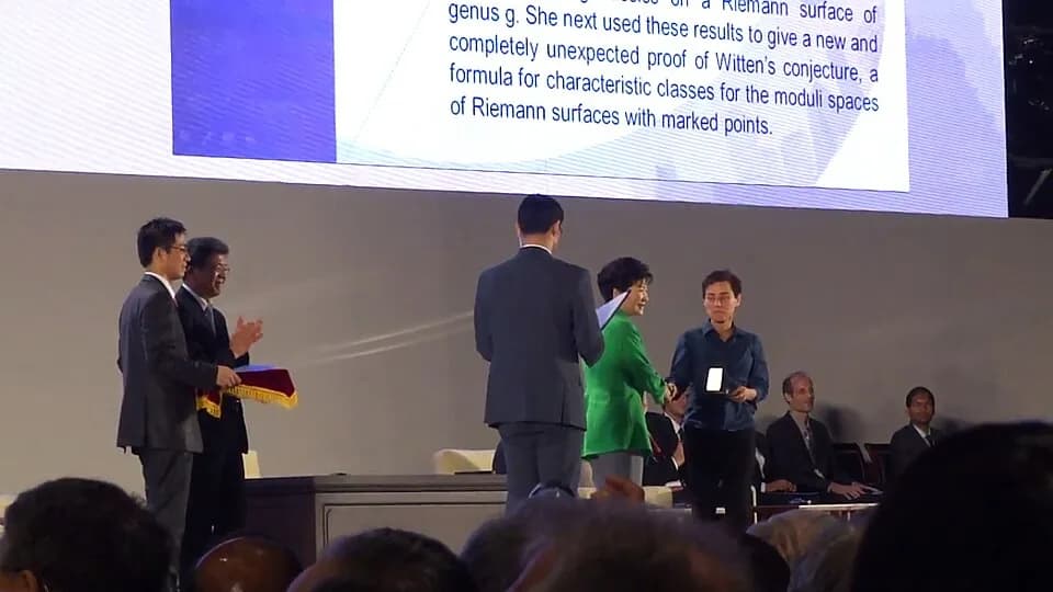 Maryam Mirzakhani - Remise de la médaille Fields à Maryam Mirzakhani