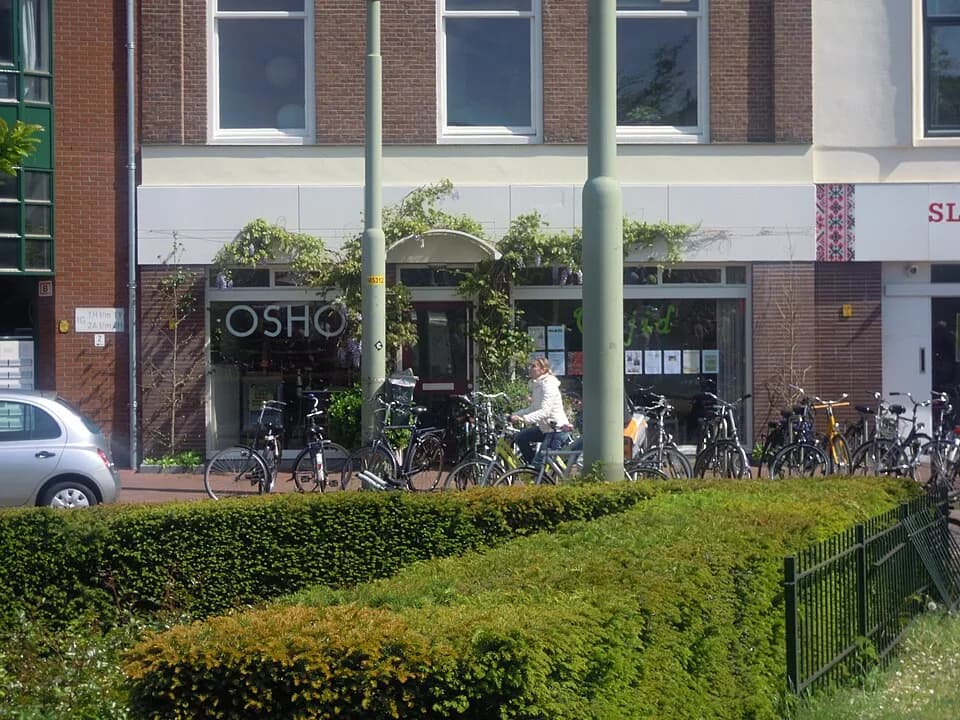 Rajneesh Rajneesh - Osho office at the Prins Hendrikplein in The Hague