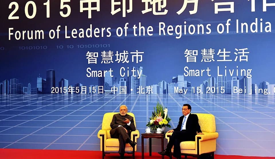 Li Keqiang - The Prime Minister, Shri Narendra Modi and the Chinese Premier, Mr. Li Keqiang at the launching ceremony of India-China Forum of State/Provincial Leaders, in Beijing, China on May 15, 201