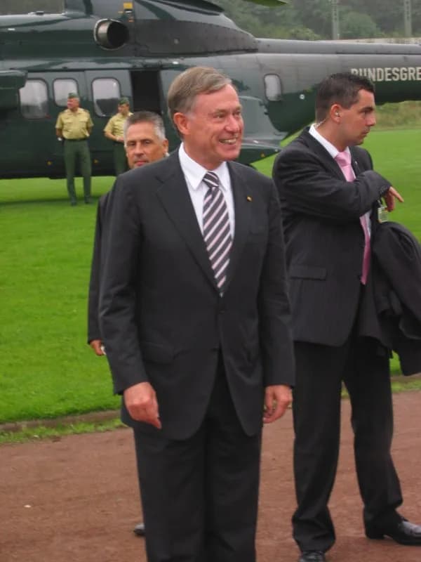 Horst Köhler - Horst Köhler landing at the World Youth Day 2005