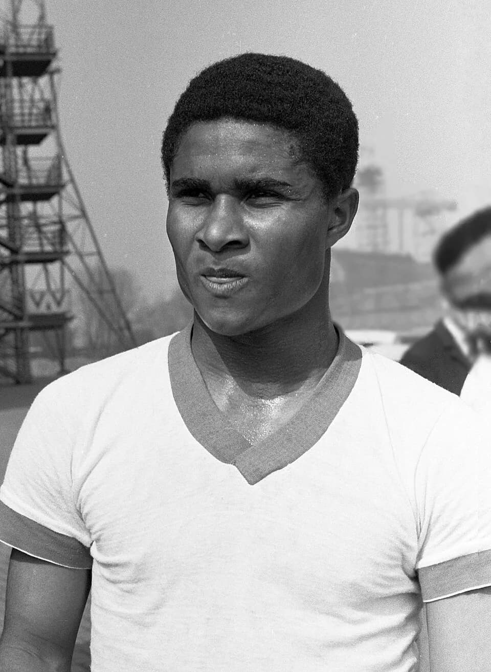 Eusébio Eusébio - Eusébio tijdens een training voor een Europese wedstrijd tegen Feyenoord