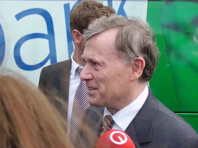 Horst Köhler - The German President Horst Köhler during a visit to Bremerhaven on September 10th, 2007 - Please do not use this picture for advertisement!