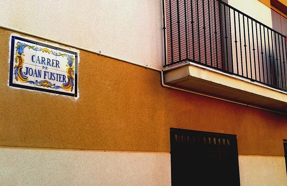 Joan Fuster - Foto del Carrer Joan Fuster (Novetlè).