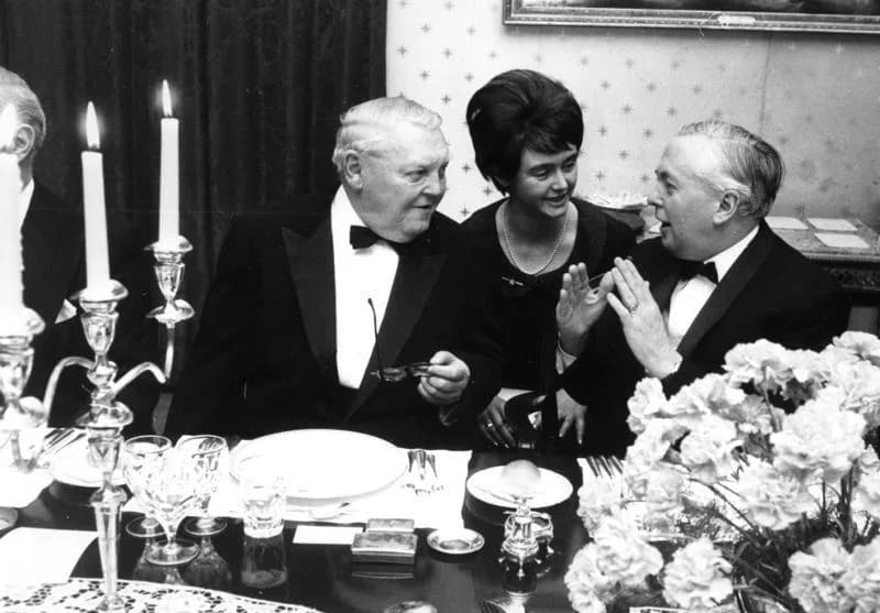 Harold Wilson - For documentary purposes the German Federal Archive often retained the original image captions, which may be erroneous, biased, obsolete or politically extreme. März 1965
Besuch des br