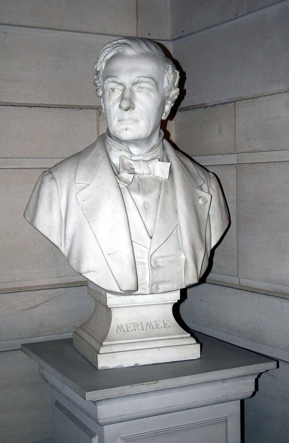 Prosper Mérimée - Buste de Prosper Mérimée dans la mairie du XVIème arrondissement de Paris
