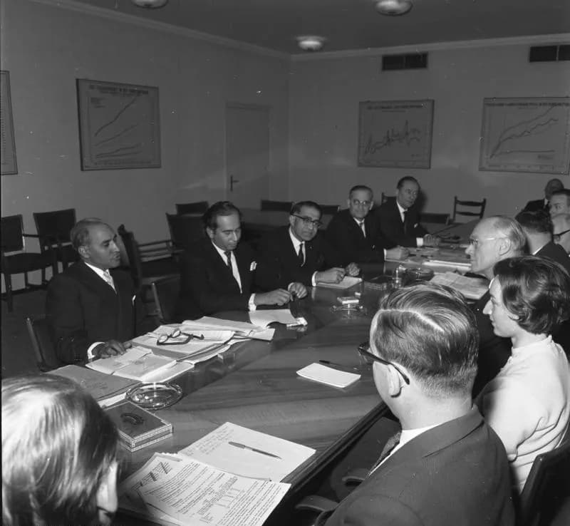 Zulfikar Ali Bhutto - For documentary purposes the German Federal Archive often retained the original image captions, which may be erroneous, biased, obsolete or politically extreme. Der pakistanische