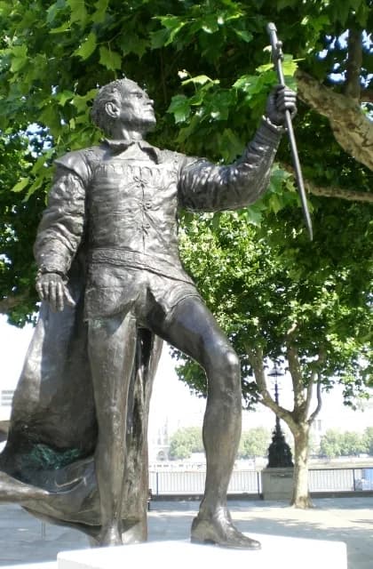 Laurence Olivier - Laurence Olivier, South Bank SE1