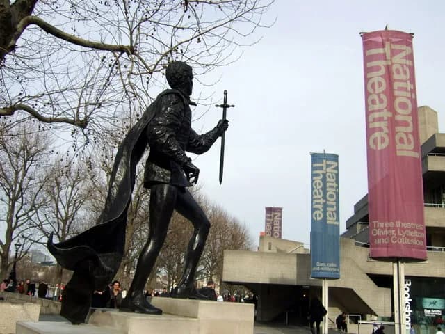 Laurence Olivier - Sir Larry at the National A sculpture of Sir Laurence Olivier was unveiled outside the National Theatre in 2007. It is by Angela Conner and depicts the actor, who died in 1989, as H