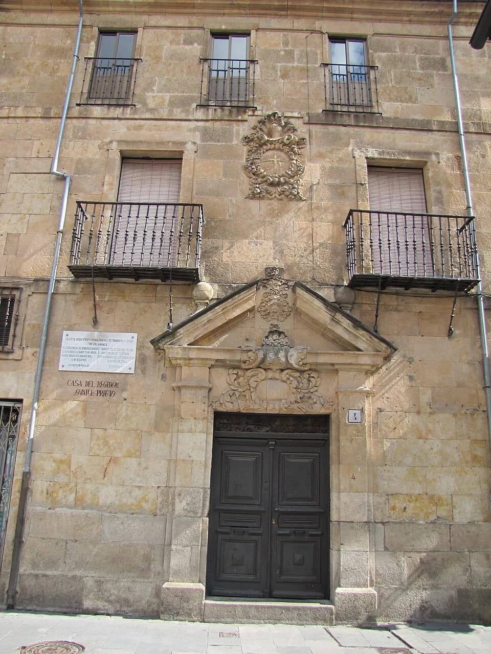 Miguel de Unamuno - Casa del Regido Ovaile Prieto, en Salamanca. Casa en la que vivió y murió Miguel de Unamuno. Allí escribió "Mi Salamanca".