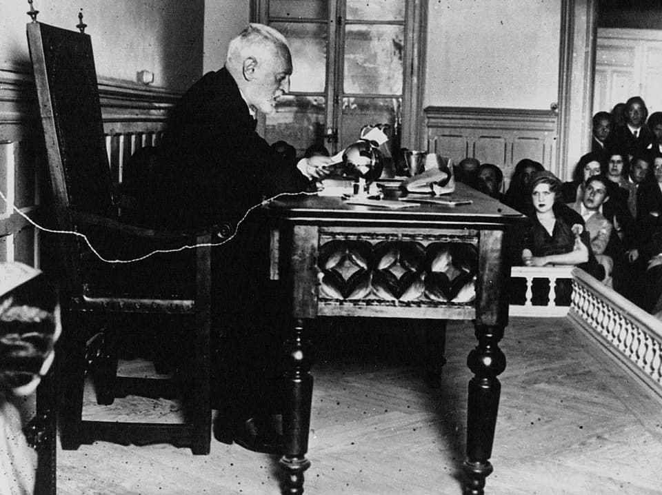 Miguel de Unamuno - Miguel de Unamuno during a conference about Catalonia