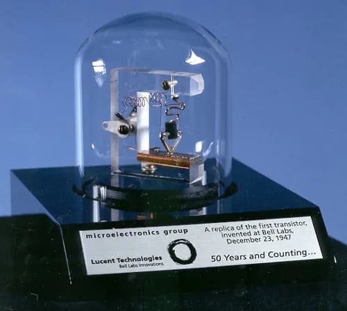 William Shockley - In 1997 Lucent Technologies created this replica to commemorate the 50th anniversary of the invention of the point-contact transistor at Bell Labs in December 1947.