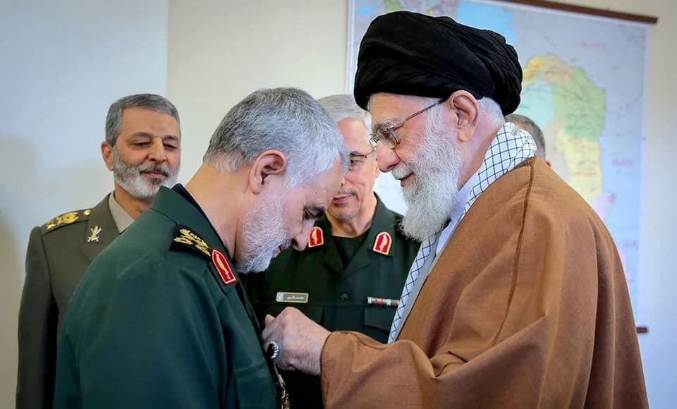 Qasem Soleimani - Qasem Soleimani received Zolfaghar Order from Ali Khamenei