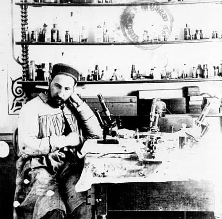 Santiago Ramón y Cajal - Cajal-va.jpg
