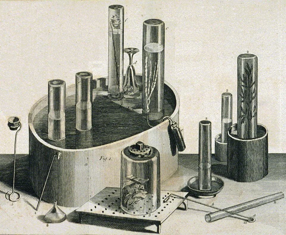 Joseph Priestley - Pneumatic trough, and other equipment, used by Joseph Priestley