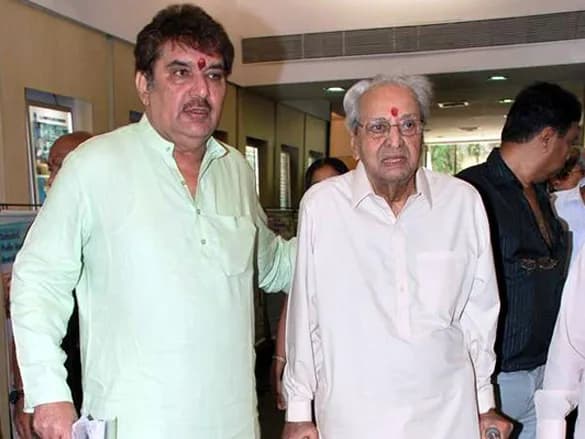 Pran Pran - Raza Murad and Pran at the Dada Saheb Phalke Academy Awards, 2010