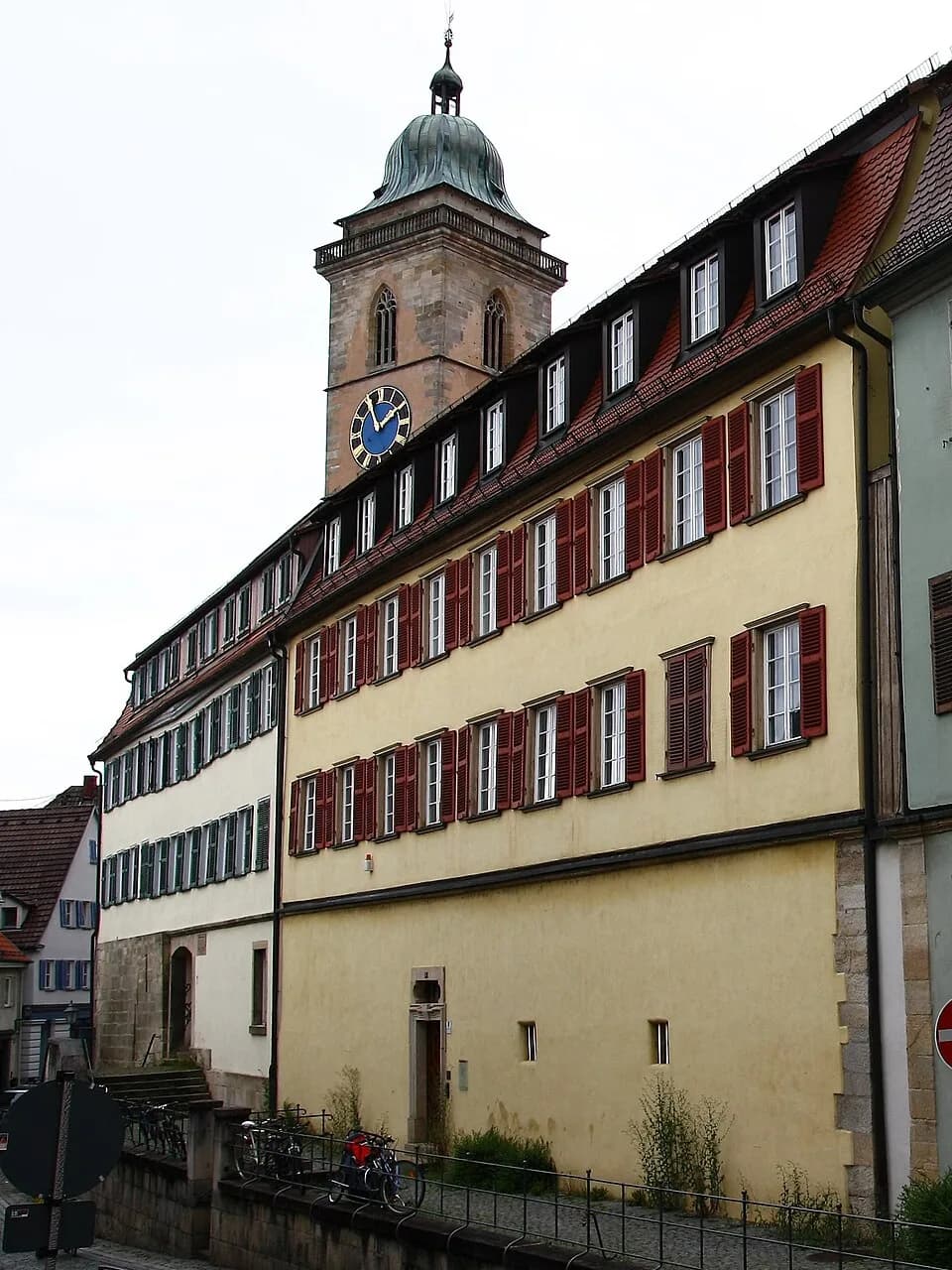 Friedrich Wilhelm Joseph Schelling - Die Lateinschule (links, gebaut 1481), daneben die Stadtschreiberei in Nürtingen, Deutschland,