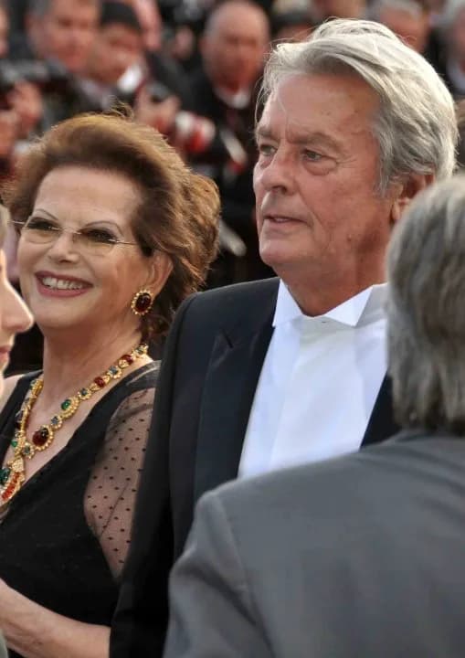 Claudia Cardinale - Claudia Cardinale et Alain Delon au festival de Cannes