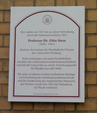 Otto Stern - Commemorative plaque for the physicist Otto Stern on the wall of what is now part of the institutes of physics of Hamburg University