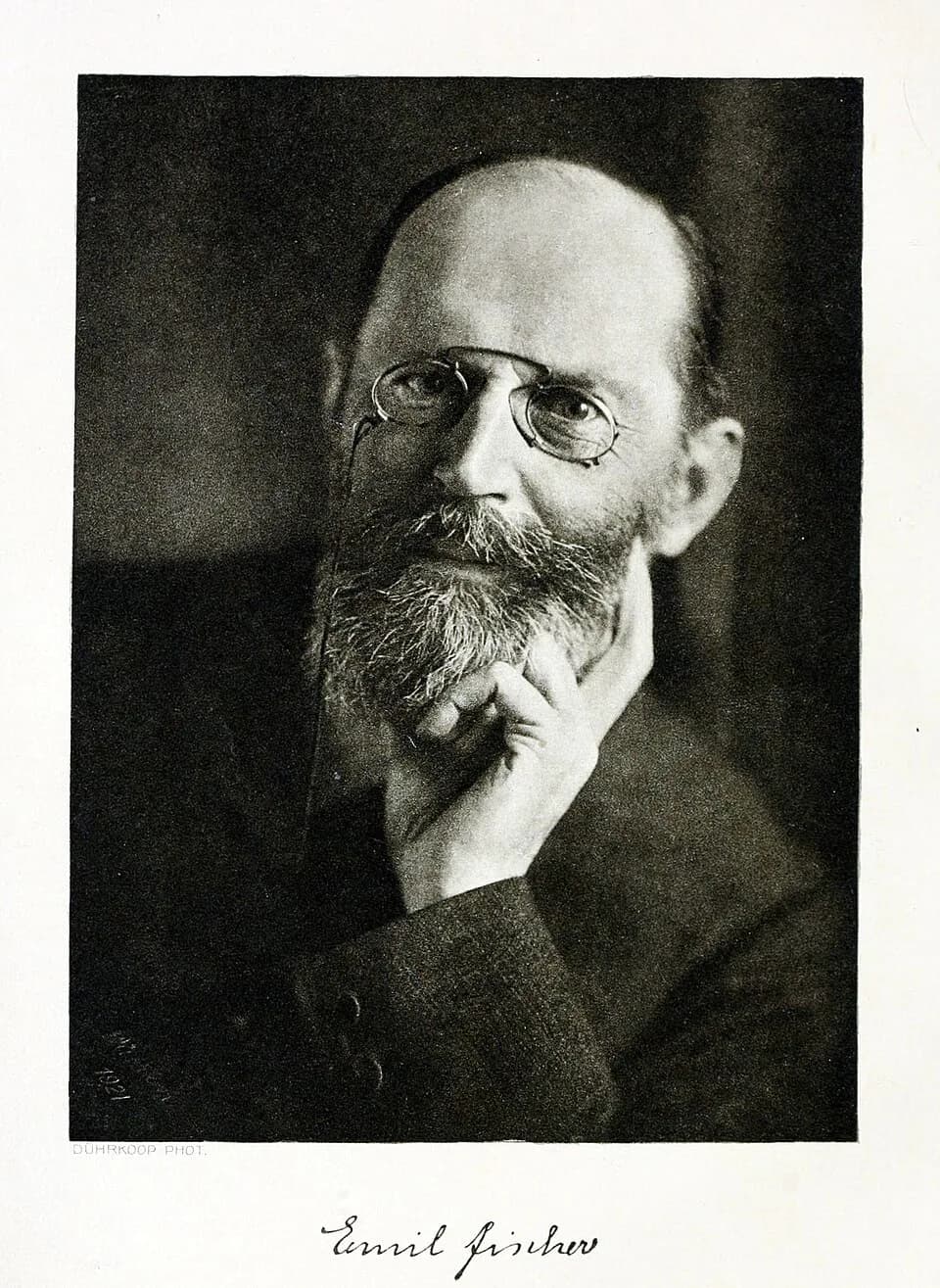 Emil Fischer - Emil Fischer (* 9. Oktober 1852 in Euskirchen; † 15. Juli 1919 in Berlin)