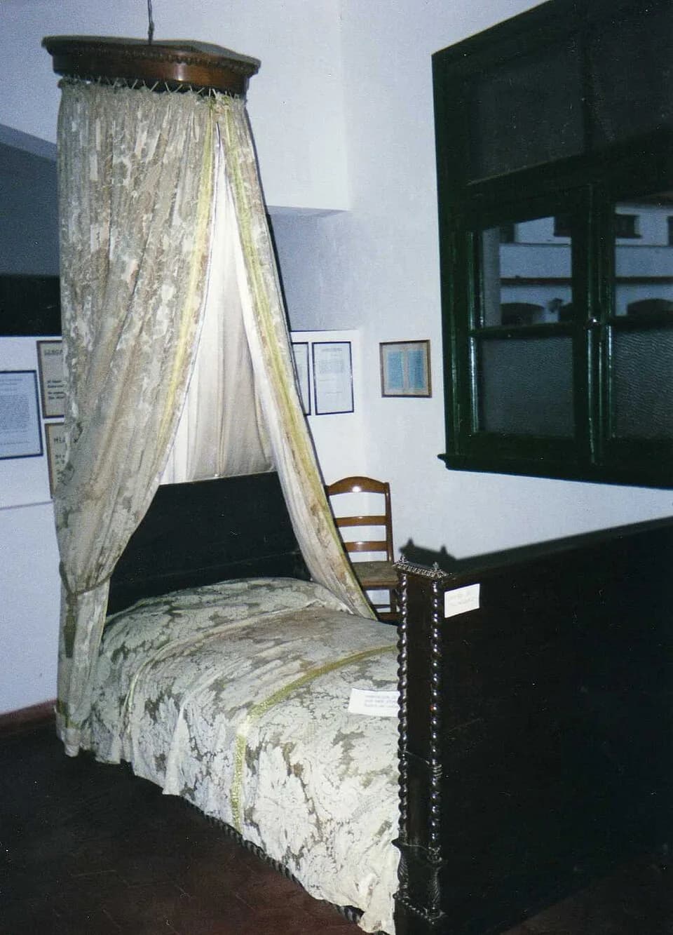 José de San Martín - Cama usada por San Martín, en el Museo Sanmartiniano de la localidad de Yapeyú, en Corrientes.