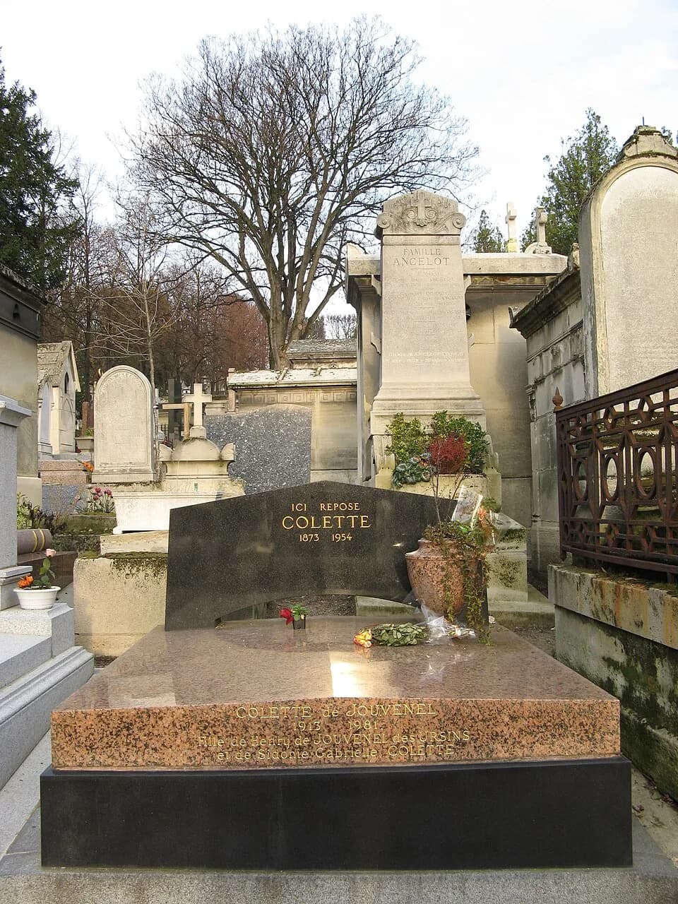 Colette Colette - Colette's tombstone in Père Lachaise Cemetery, in Paris.