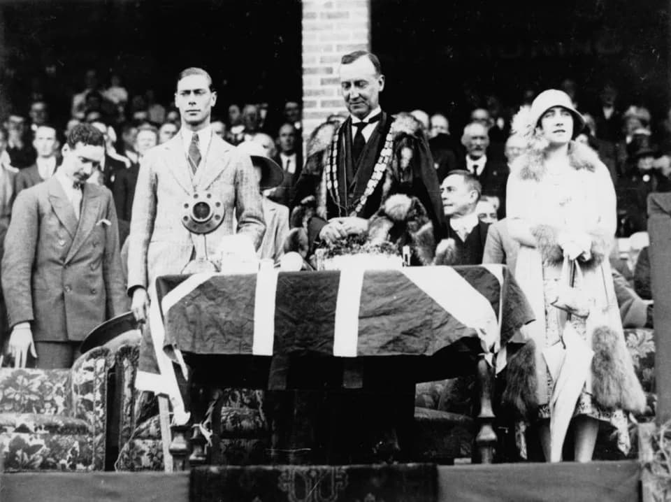 Queen Elizabeth the Queen Mother - Their Royal Highnesses, The Duke and Duchess of York, visit Toowoomba, 1927.
The Duke of York, the Mayor of Toowoomba - James Douglas Annand, and the Duchess of York