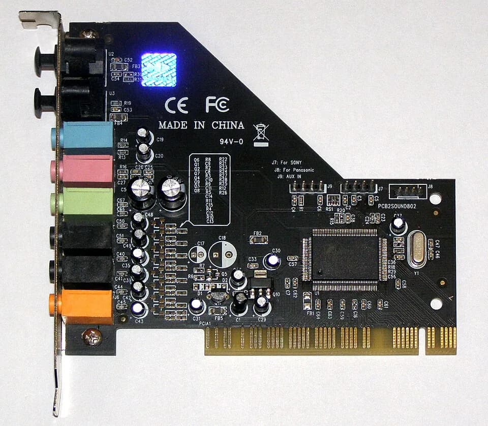 Dennis Gabor - C-media Soundcard PCI 7.1 OEM (M-CMI8768-8CH)