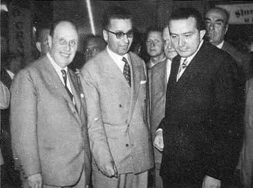 Giulio Andreotti - Giulio Andreotti e Licio Gelli (al centro) all'inaugurazione dello stabilimento Permaflex di Frosinone