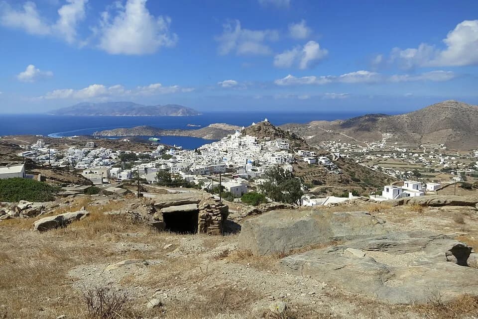Odysseas Elytis - Chora of Ios island, view from the New Theatre "Odysseas Eylytis" above it.