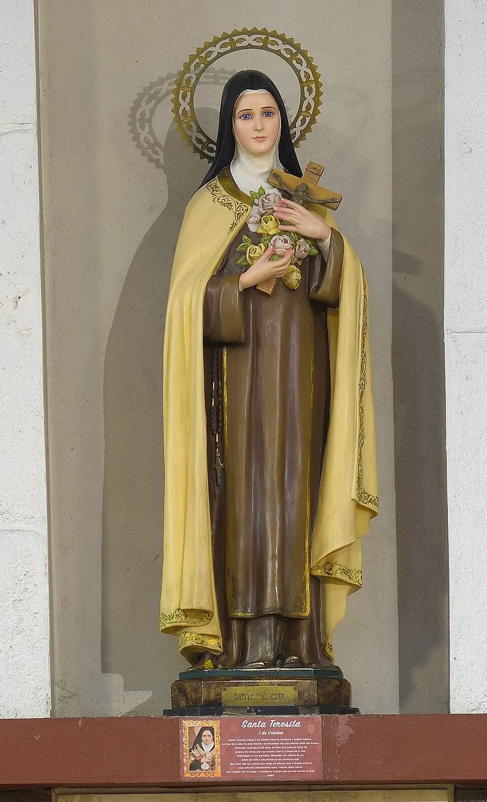 Thérèse of Lisieux - Statue to Thérèse de Lisieux, Saint Eucharisty church, CABA, Argentina
