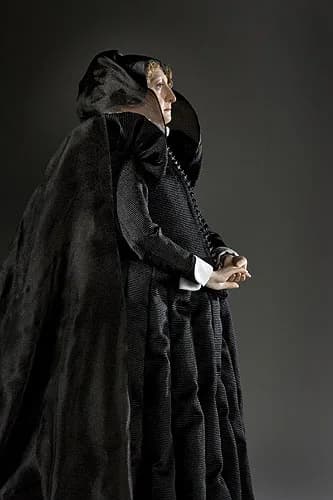 Catherine de' Medici - Historical Mixed Media Figure of Catherine de Medici produced by artist/historian George S. Stuart and photographed by Peter d'Aprix. This image, from the George S. Stuart Galle