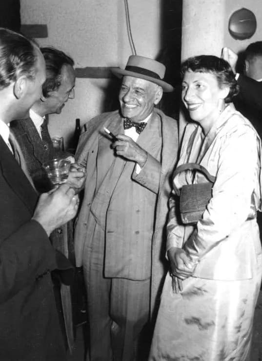 José Ortega y Gasset - For documentary purposes the German Federal Archive often retained the original image captions, which may be erroneous, biased, obsolete or politically extreme. Darmstadt
Darmst