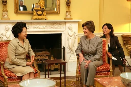 Roh Moo-hyun - Kwon Yang-sook (wife of Roh Moo-hyun, 16th president of South Korea, with Laura Bush, wife of George W. Bush, 43rd president of the US.