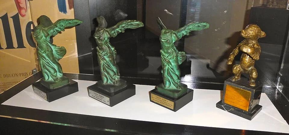 Jean Gabin - Musée Jean Gabin de Mériel : les 3 Victoires du cinéma et l'Ours d'argent du meilleur acteur remportés par Jean Gabin.
